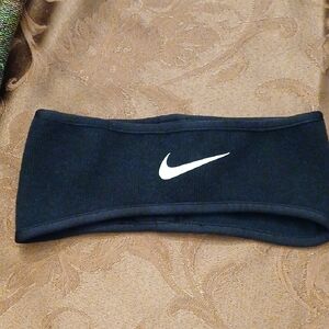 Nike Black and White Sports Headband